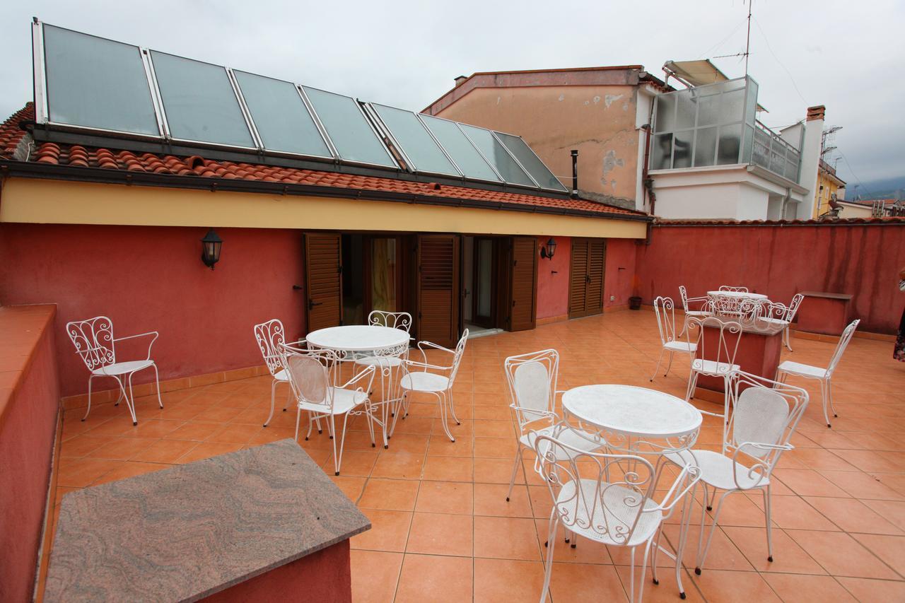 Hotel Savoia ซาปรี ภายนอก รูปภาพ
