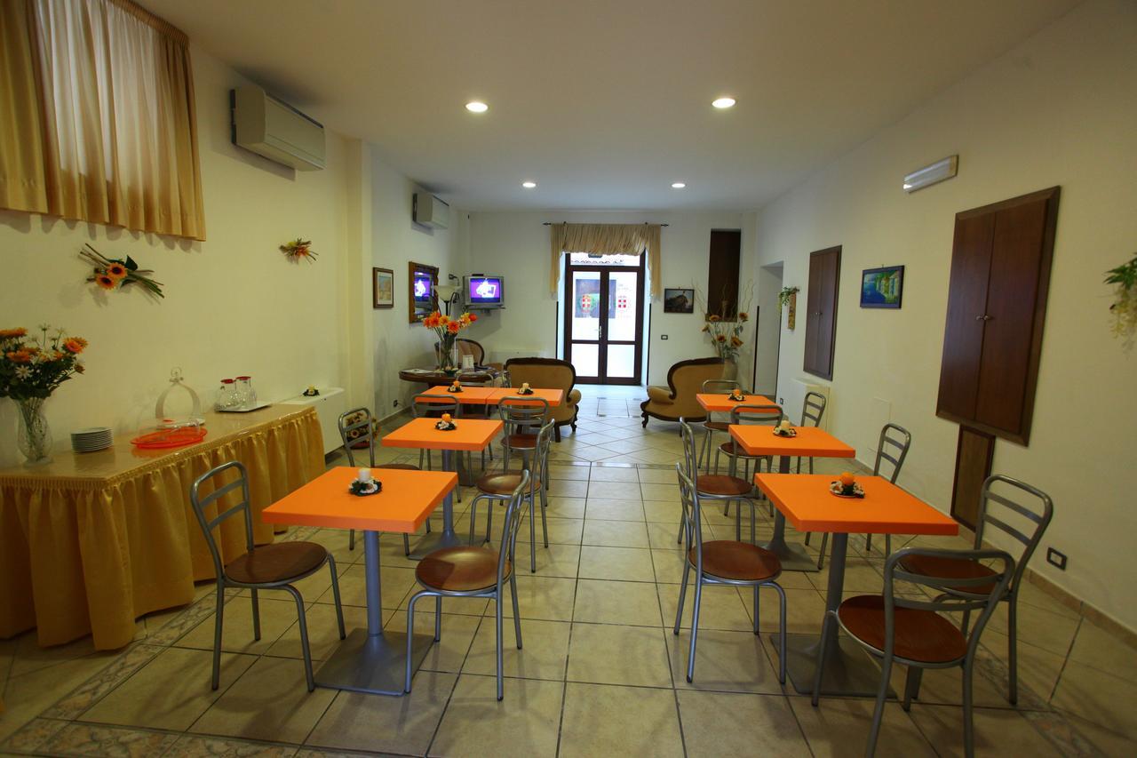 Hotel Savoia ซาปรี ภายนอก รูปภาพ